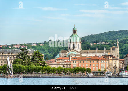 Duomo Cattedrale di Como (Kathedrale), Italien, vom See aus gesehen Stockfoto