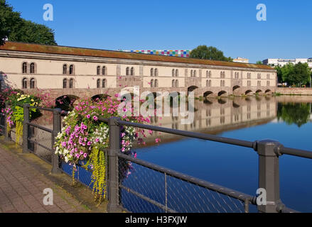 Sperrfeuer Vauban in Strassburg - Sperrfeuer Vauban in Straßburg, Elsass, Frankreich Stockfoto