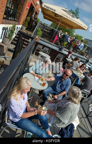 Schlamm Dock Cafe/Restaurant/Bar in der Habourside, Bristol, UK Stockfoto