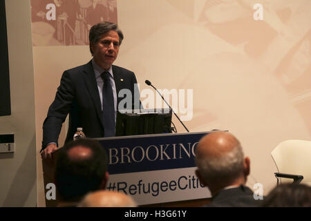 Deputy Secretary Of State Antony Blinken liefert Bemerkungen an der Brookings Migration Forum in New York City, New York am 22. September 2016. Stockfoto