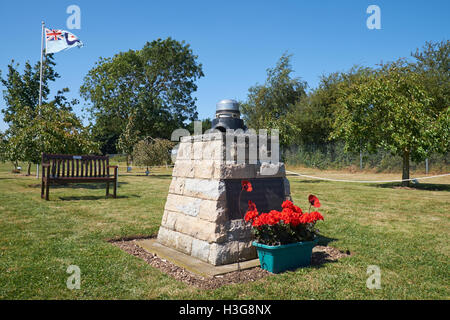 Die RAF-Winthorpe-Denkmal am Newark Air Museum, Nottinghamshire, England. Stockfoto