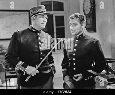 UNTER zwei Flaggen 1936 20th Century Fox Film mit Ronald Colman auf der rechten Seite Stockfoto