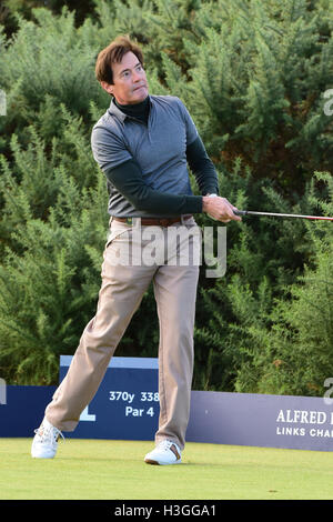 St. Andrews, Schottland, Vereinigtes Königreich, 08, Oktober 2016. Führende amerikanische Schauspieler Kyle MacLachlan zu Jahresbeginn seine dritte Runde in der Alfred Dunhill Links Championship, Credit: Ken Jack / Alamy Live News Stockfoto