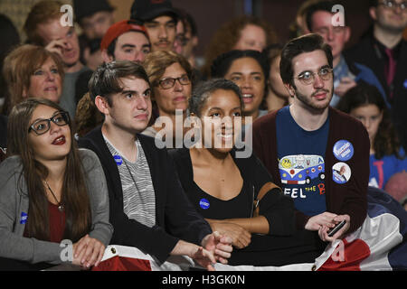 Philadelphia, Pennsylvania, USA. 20. August 2016. Unterstützer von Bernie Sanders und Hillary Clinton auf einer Kundgebung für Hillary Clinton in Philadelphia PA © Ricky Fitchett/ZUMA Draht/Alamy Live News Stockfoto