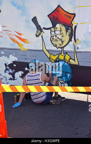 live Performance Graffiti im Beschleunigungsrennen Vårgårda Schweden Sommer 2016 Stockfoto