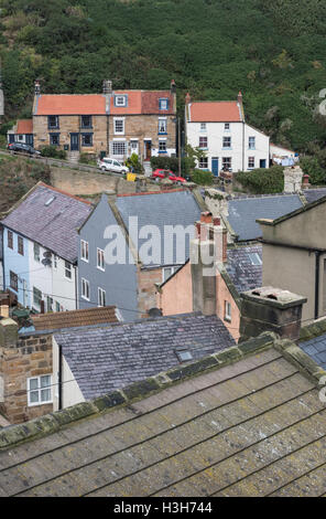 Die Dächer bei Staithes an der Nordküste Yorkshire Stockfoto