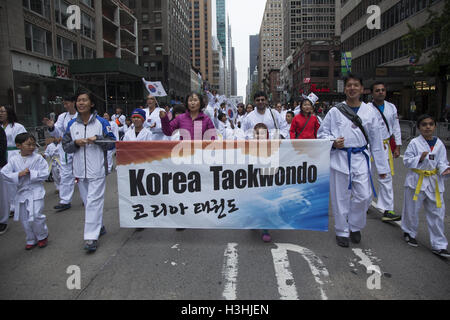 36. jährliche Koreanisch Day Parade & Festival in der 6th Avenue in New York City. Stockfoto