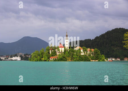 Annahme von Mary Wallfahrtskirche auf der Insel am Bleder See, Slowenien Stockfoto