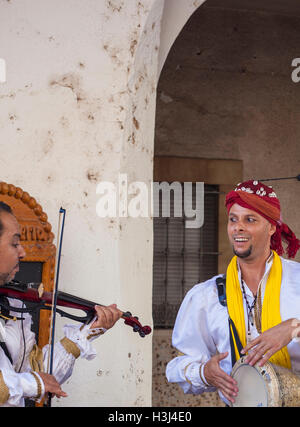 Badajoz, Spanien - 24. September 2016: arabische Musik street Band an der Almossassa-Kultur-Festival Stockfoto