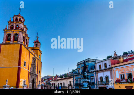 Unserer lieben Frau von Guanajuato Paz Frieden Statu Town Square Guanajuato, Mexiko Statue gespendet zu Stadt von Charles V, Heiliger römischer Kaiser Stockfoto