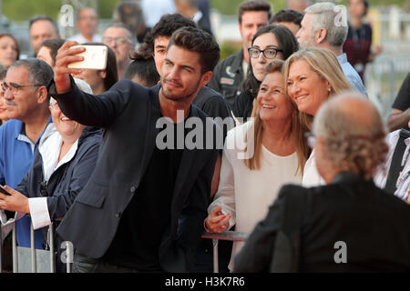 Schauspieler Maxi Iglesias an Premiere Film "Inside" während 49 Festival Internacional de Cinema fantastische de Catalunya-Sitges 2016. Stockfoto