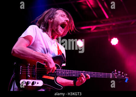 BARCELONA - SEP 19: Islet (Psychedelic-pop-Band) in Barcelona Accio musikalische (BAM) La Merce Festival Peformance. Stockfoto