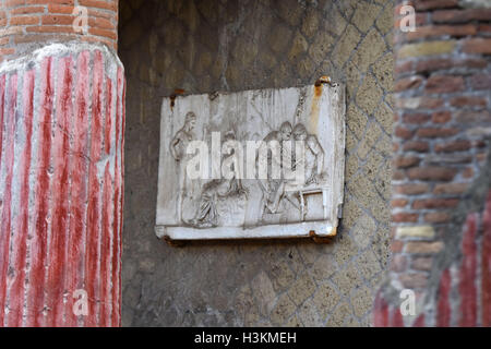 Die römischen Ruinen, Gremien und Fresken von Herculaneum in der Nähe von Pompeji, Italien Stockfoto