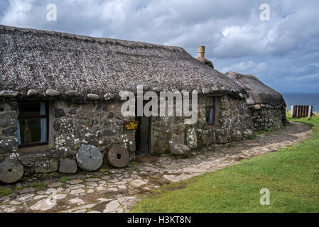 Strohgedeckten Hütten auf Skye Museum of Island Life, Kilmuir, Isle Of Skye, Schottland Stockfoto