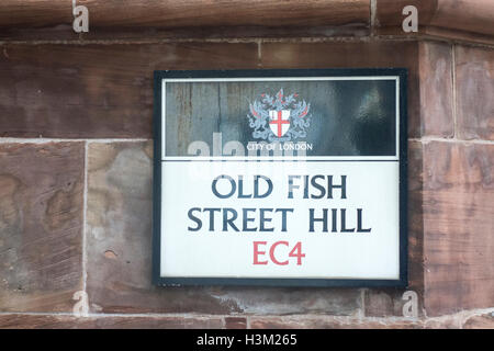 Old Fish Street Hill, Name Straßenschild, City of London, UK Stockfoto