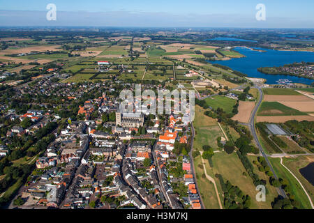 Die Stadt Xanten in Niederrhein, Deutschland, archäologischer Park, einer ehemaligen römischen Siedlung, Stadtzentrum, Kuppel, Stockfoto