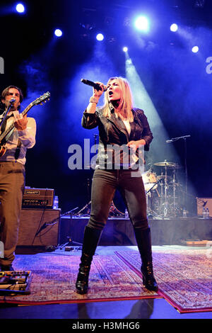 BARCELONA - 28 FEB: Amaia Montero (Künstler) Konzert in Barts Stadium am 28. Februar 2015 in Barcelona, Spanien. Stockfoto