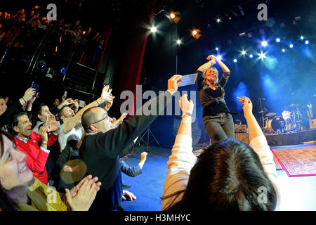 BARCELONA - 28 FEB: Amaia Montero (Künstler) Konzert in Barts Stadium am 28. Februar 2015 in Barcelona, Spanien. Stockfoto