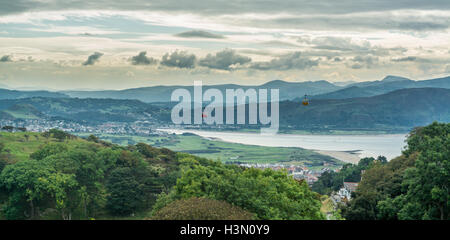 Blick auf Conway genommen von einer erhöhten Position auf den Great Orme an Llandudno Stockfoto