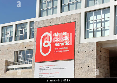 Museu Colecao Berardo, moderne und zeitgenössische Kunst, Centro Cultural de Belém, CCB, Vittorio Gregottiand Manuel Salgado Architekt Stockfoto