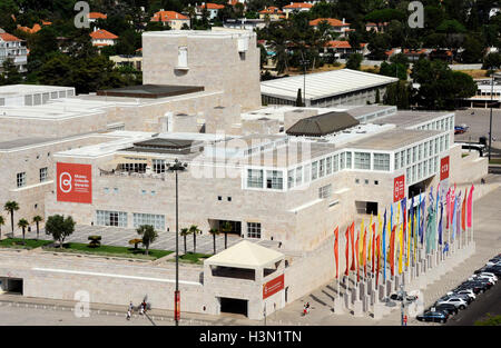Museu Colecao Berardo, moderne und zeitgenössische Kunst, Centro Cultural de Belém, CCB, Vittorio Gregottiand Manuel Salgado Architekt Stockfoto