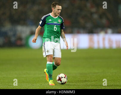 Hannover, Deutschland. 11. Oktober 2016. Fußball: WM-Qualifikation, Deutschland - Nordirland, Gruppenphase, Gruppe C, 3. Spieltag bin 11.10.2016 in der HDI-Arena in Hannover (Niedersachsen). Lee Hodson von Nordirland bin Ball. Foto: Friso Gentsch/Dpa/Alamy Live News Stockfoto