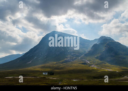 Buachaille Etive Mor Stob Dearg im Tal Glen Coe, Schottland Stockfoto