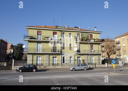 Mehrfamilienhaus in Baggio, Milano, Italia, 2014. Stockfoto