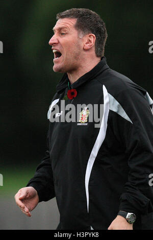 AFC unterstützt Manager Jim McFarlane - AFC unterstützt Vs Tonbridge Angels - Ryman League Premier Division Fußball im Stadion - 13.11.10 Stockfoto