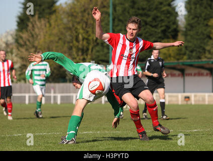 Ross Wall in Aktion für unterstützt - AFC unterstützt Vs Waltham Abbey - Ryman League Premier Division Fußball im Stadion - 17.04.10 Stockfoto