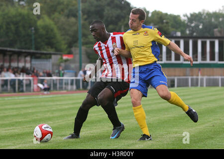 Tambeson Eyong in Aktion für unterstützt - AFC unterstützt Vs Wealdstone - Ryman League Premier Division Fußball im Stadion - 24.09.11 Stockfoto