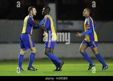 Romford feiern ihre erste Tor durch Abs Seymour (C) - Heybridge Swifts Vs Romford - Ryman League Division One North Fußball an Scraley Road, Heybridge, Essex - 11.04.14 Stockfoto