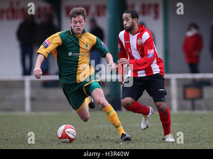 Michael Spencer unterstützt und Jack Page von Horsham - AFC unterstützt Vs Horsham - Ryman League Premier Division Fußball im Stadion - 13.03.10 Stockfoto