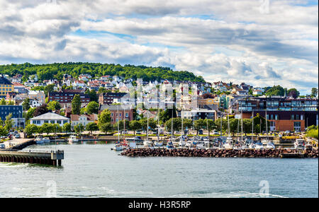 Blick auf den Fährhafen in Horten in Norwegen Stockfoto