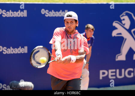 BARCELONA - 21 APR: Fernando Verdasco (spanischer Tennisspieler) spielt bei der ATP Barcelona Open Banc Sabadell. Stockfoto