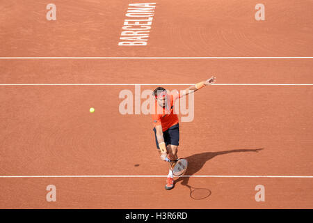 BARCELONA - 24 APR: David Ferrer (spanischer Tennisspieler) spielt bei den ATP Barcelona Open. Stockfoto