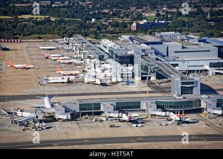 London Gatwick Airport-Crawley-Surrey Luftbild Nord-Terminal Stockfoto