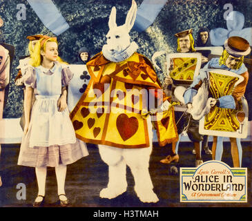 ALICE IN WONDERLAND 1933 Paramount Pictures Film mit Charlotte Henry als Alice Stockfoto