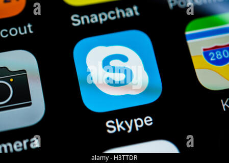 Smartphone-Bildschirm, die Skype-app im Detail anzeigen Stockfoto