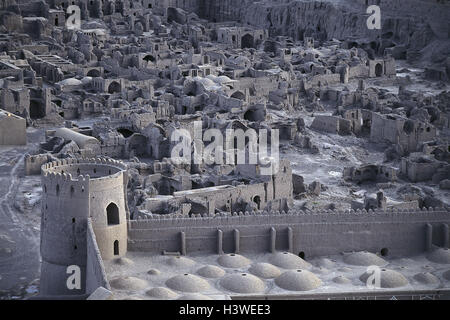 Provinz Kerman, Iran, Bam, Blick auf die Stadt, Damm, dem Nahen Osten, Befestigung vorne Osten, Nahost, Oasenstadt, Stadt, Geisterstadt, mucky Einstellung, mucky Architektur, Baustil, Tradition, Burg, Stadtmauer, Burg, Wehrmauer, Kultur, Stockfoto