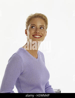 Frau, jung, blond, Pullover, glücklich, Ansicht, Seitenansicht, Porträt, Frauen, Studio, Freisteller, Lächeln, freundlich aussehen, siehe, Blick, Seite, Neugier, freundlich, Stockfoto