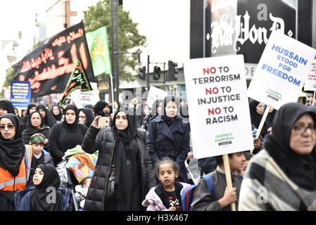 London, UK. 12. Oktober 2016. Muslimen marschieren während Ashura Tag 2016 in der Oxford Street - Credit: Stefano Padoan/Alamy Live News Stockfoto