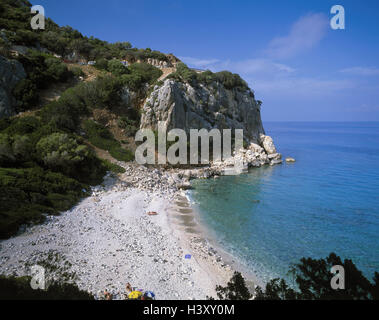 Italien, Sardinien, Provinz Nuoro, Golfo Tu Orosei, Cala Fuili, Bad Bucht, Insel, Mittelmeer, Sardinien, Ostküste, Meer, Bucht, Strand, in der Nähe Cala Gonone, einsam, Exit, Paare Stockfoto