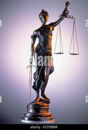 Statue, Justiz, Rechtspflege, Justiz, Recht, Göttin, antike römische, Iustitia, Produktfotografie, Still Life Stockfoto