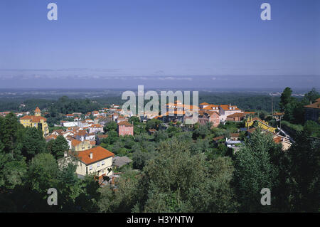 Portugal, Region Beira Alta, Luso, Kurort, Landschaft, Übersicht, Provinz Beira Litoral, Distrikt Coimbra, Holz, Bucaco, thermische Kurort, 380 m, lokale Übersicht Stockfoto