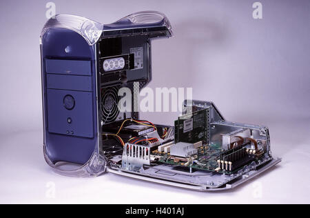 Computer Apple G4, Computer, geöffnet, Motherboard, Karten, Arbeitsspeicher, Festplatte, Prozessor, Schnittstelle Karte Leiterplatten, Bauteile, EDV, Technik, Technologie, Innenleben, Computertechnik, Macintosh, Studio, Produktfotografie, noch l Stockfoto