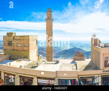 Die hohe Minarett der großen Moschee in der Altstadt gelegen Stockfoto