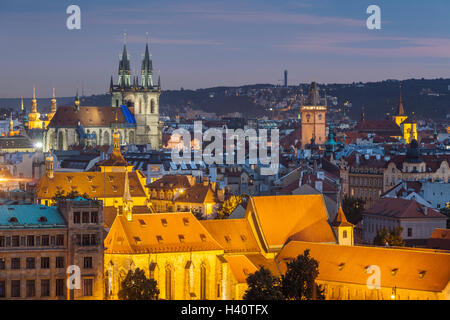 Am Abend in der Altstadt von Prag, Tschechische Republik. Stockfoto