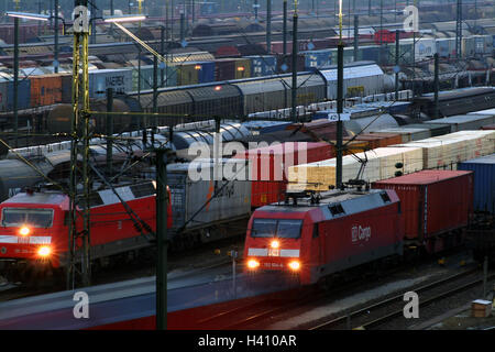 Deutschland, Hamburg, Maschen, marshalling Yard, Schienen, Züge, detail, Europa, Hanseatic Stadt, Stadt, Bahnhof, Wechsel Spuren, Anschlussgleise, Gleis, Güterzüge, Kutschen, Bahntransporte, Verkehr, Transport, Förderung, waren, Ware, Eisenbahn, Mittel Transport, Wirtschaftsverkehr, Güterverkehr, Flugbahn Verkehr, Schienenverkehr, Logistik, Wirtschaft, der Deutschen Bahn Stockfoto