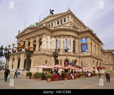 Deutschland, Hessen, Frankfurt, Main, alte Oper, Straße Restaurant, Gäste, Europa, Stadt, Stadt, Main-Metropole, Finanzmetropole, Architektur, Gebäude, Struktur, Opera, Oper, baut im Jahre 1873 - 1880, Kunst, Kultur, Architekt Richard Luca Stockfoto